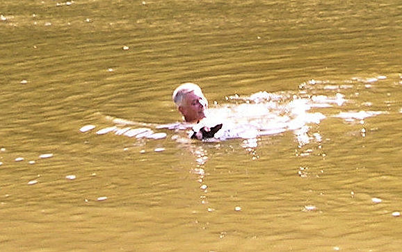 schwimmend.jpg