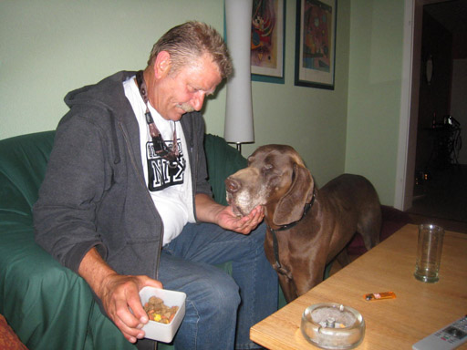 04-Das erste Futter1.jpg